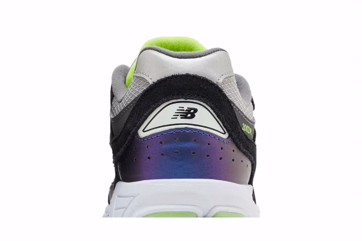 New Balance 2002R Big Kid Purple Noir, view 8
