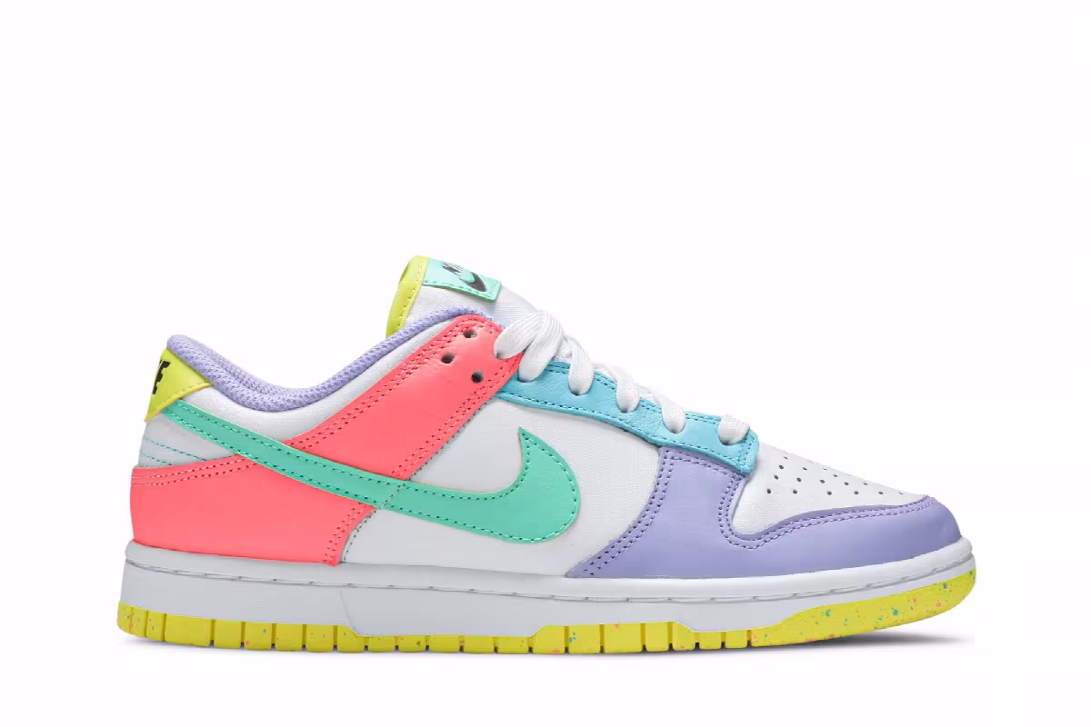 Nike Women's Dunk Low SE Candy, view 2