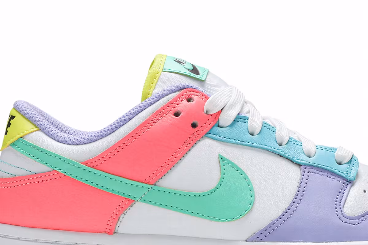 Nike Women's Dunk Low SE Candy, view 3