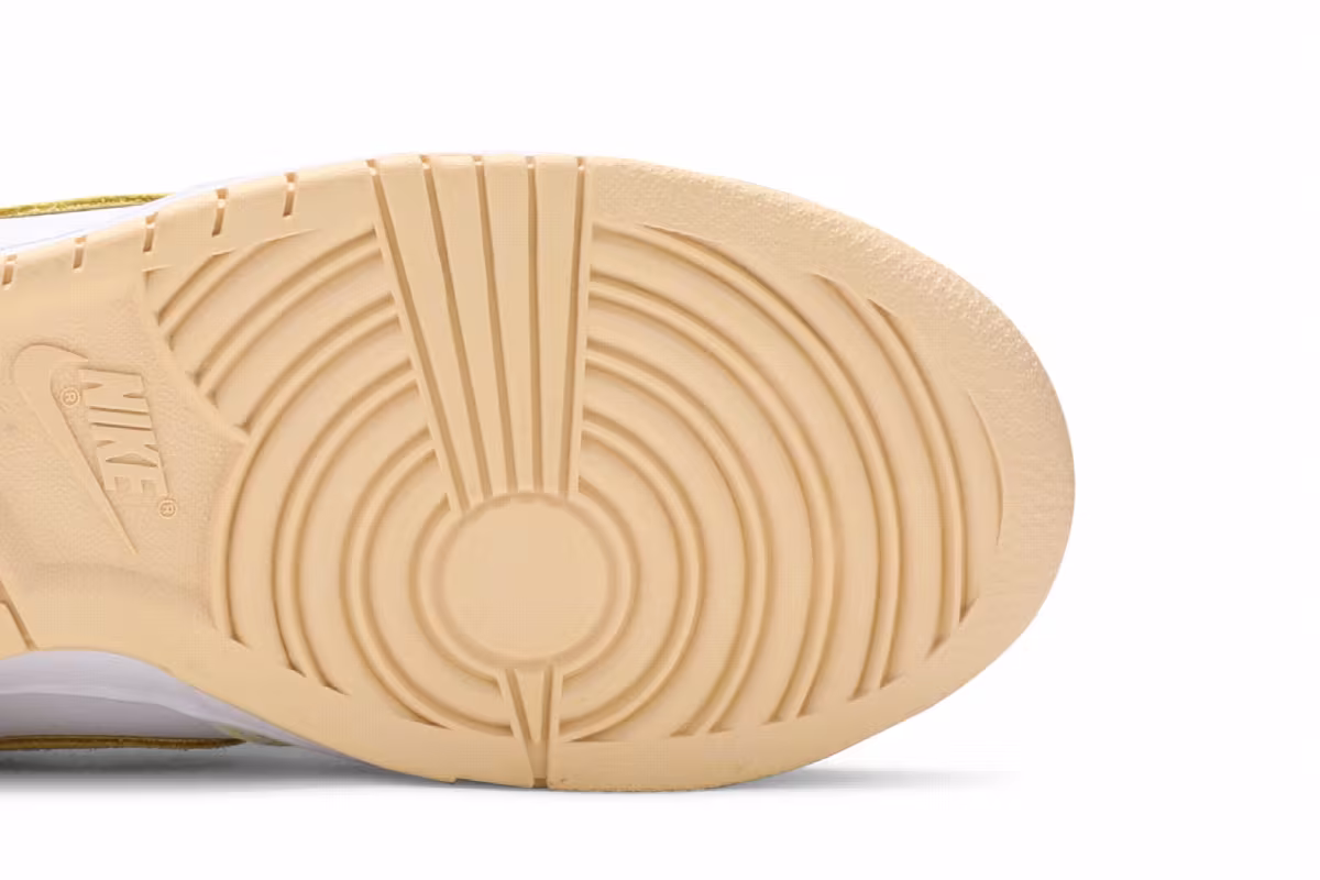 Nike Women's Dunk Low OG Yellow Strike, view 6