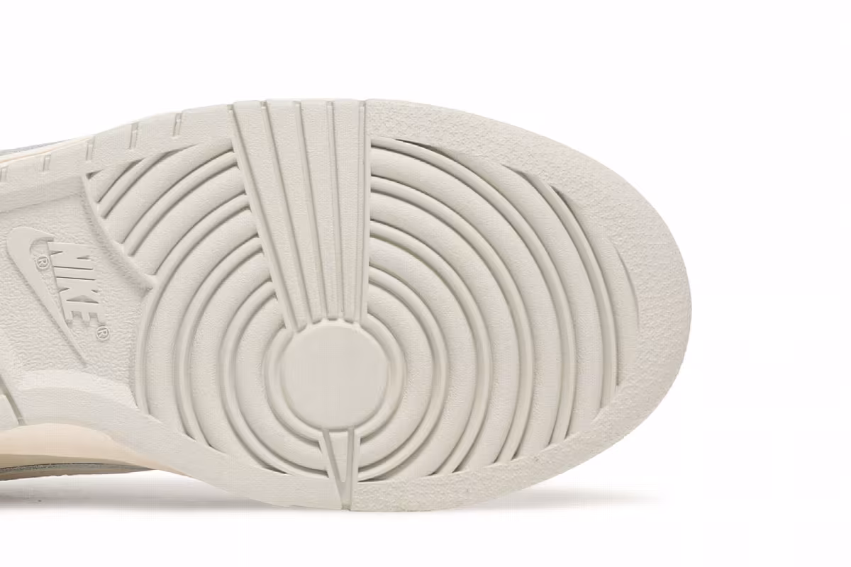 Nike Women's Dunk Low Light Bone, view 6