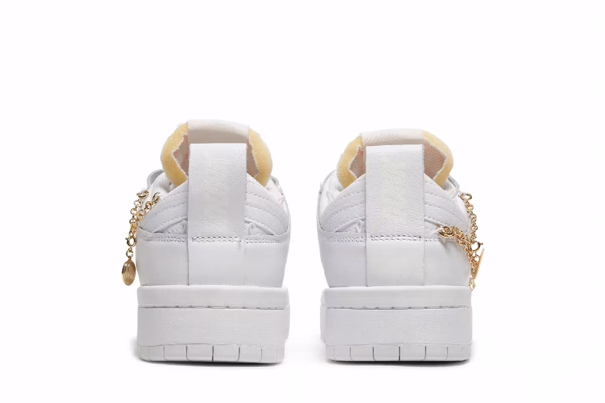 Nike Women's Dunk Low Disrupt Lucky Charms, view 7
