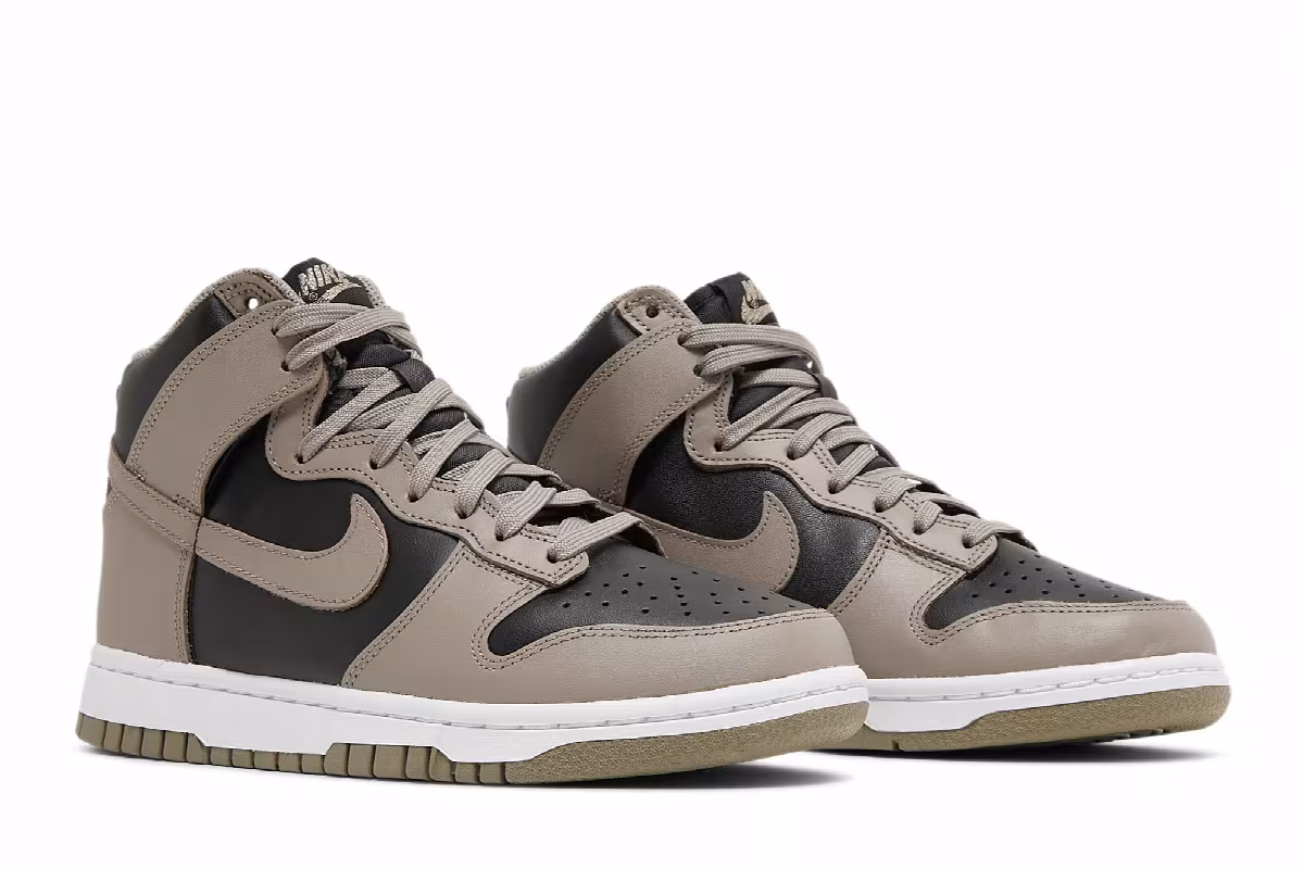 Nike Women's Dunk High Moon Fossil, view 9