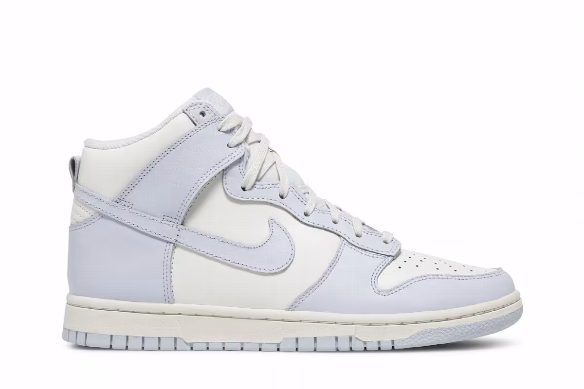Nike Women's Dunk High Football Grey, view 2