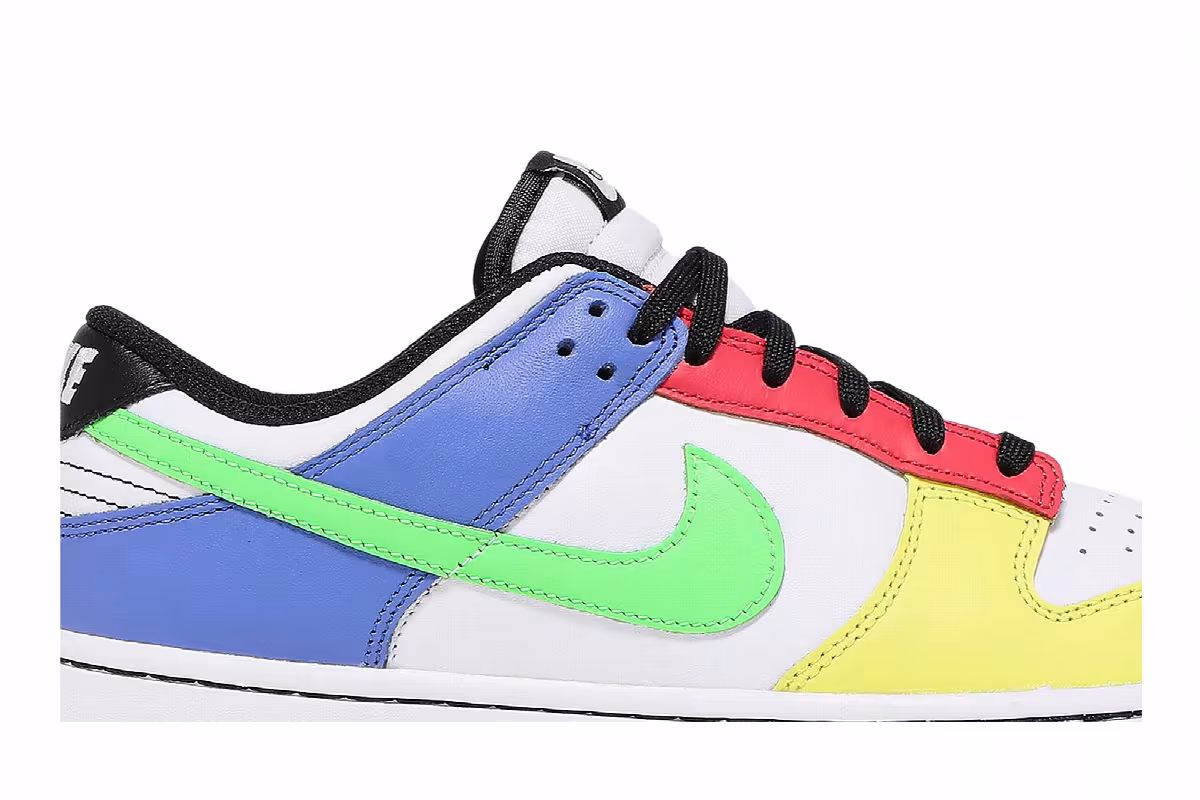 Nike Women's Dunk Low Green Strike, view 3