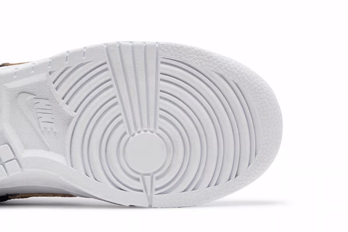 Nike Women's Dunk Low SE Primal White, view 6