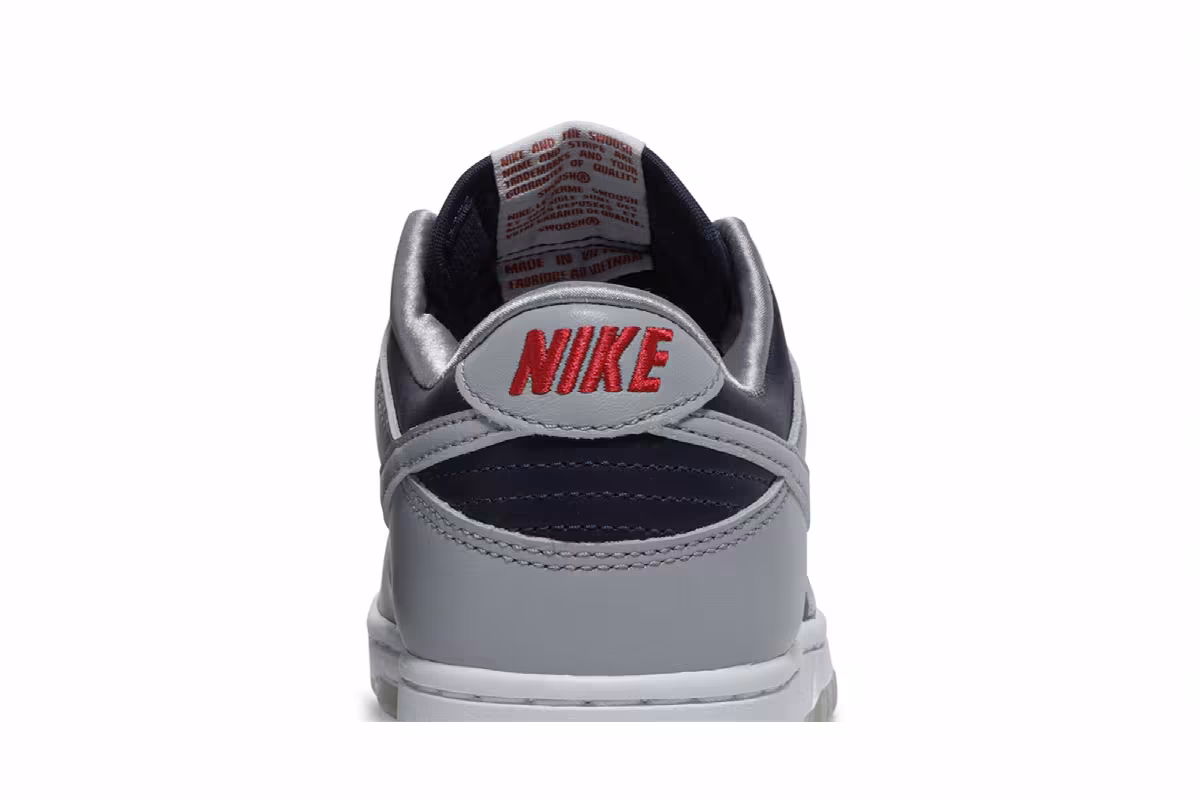 Nike Women's Dunk Low SP College Navy, view 8