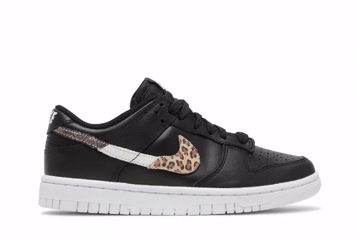 Nike Women's Dunk Low SE Primal Black, view 2