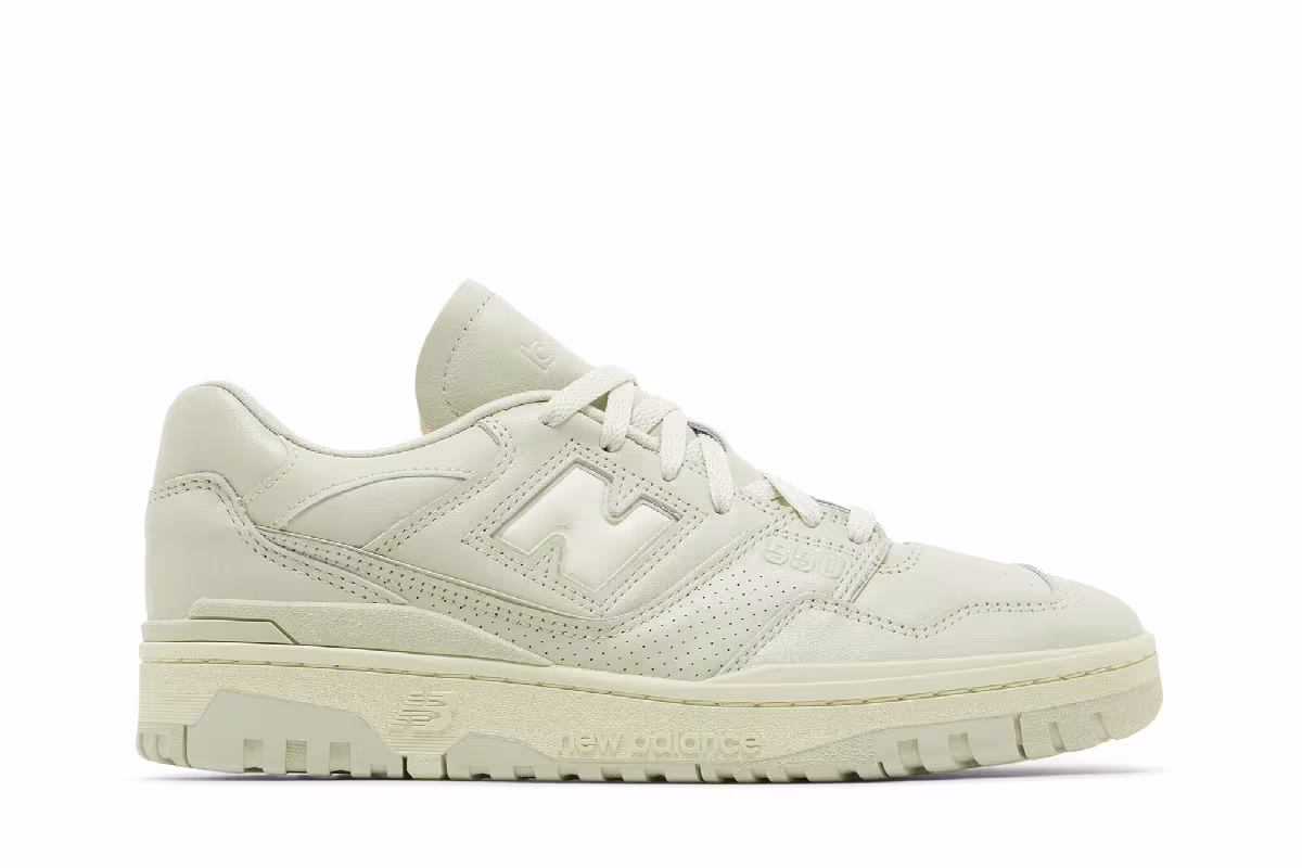 New Balance 550 Monochromatic Pack - Deep Lichen Green, view 2