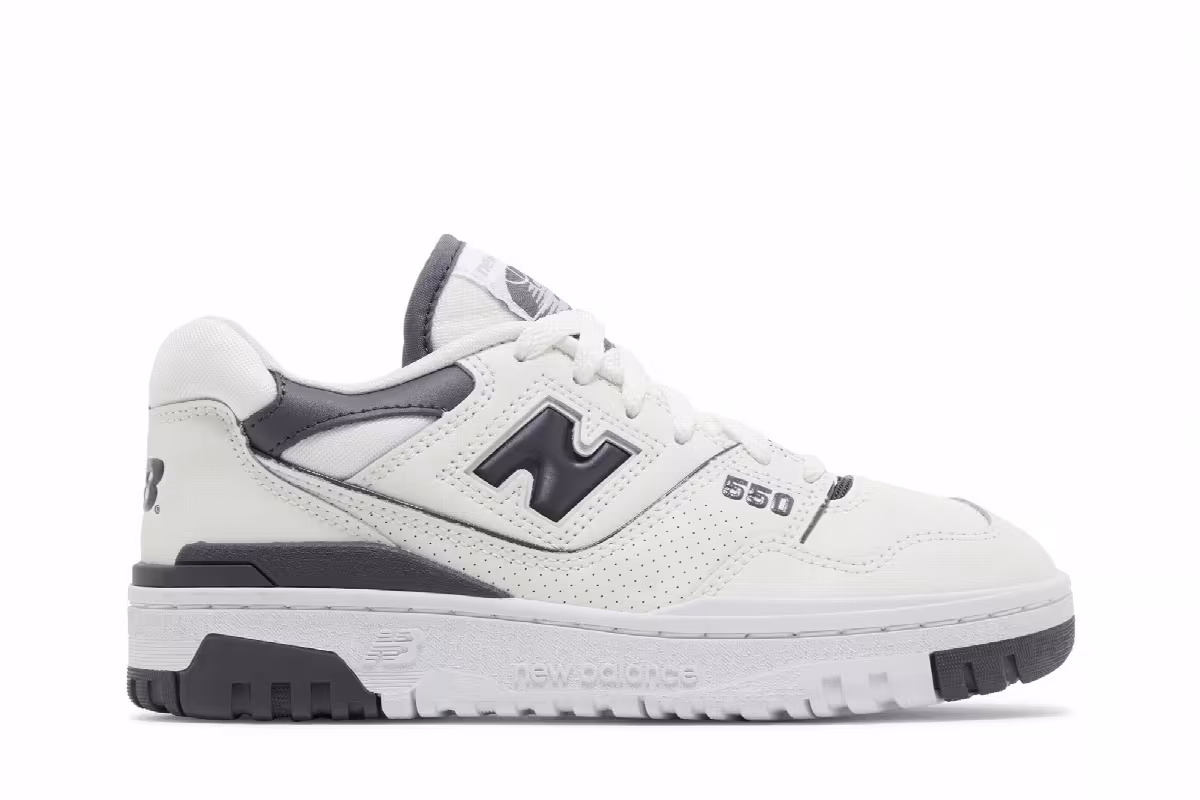 New Balance Women's 550 Sea Salt Magnet, view 2