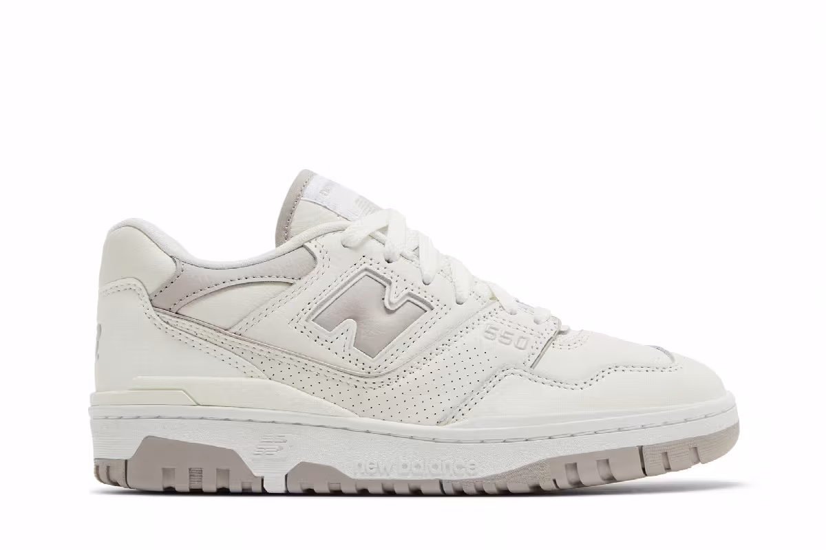 New Balance Women's 550 Sea Salt Moonrock, view 2