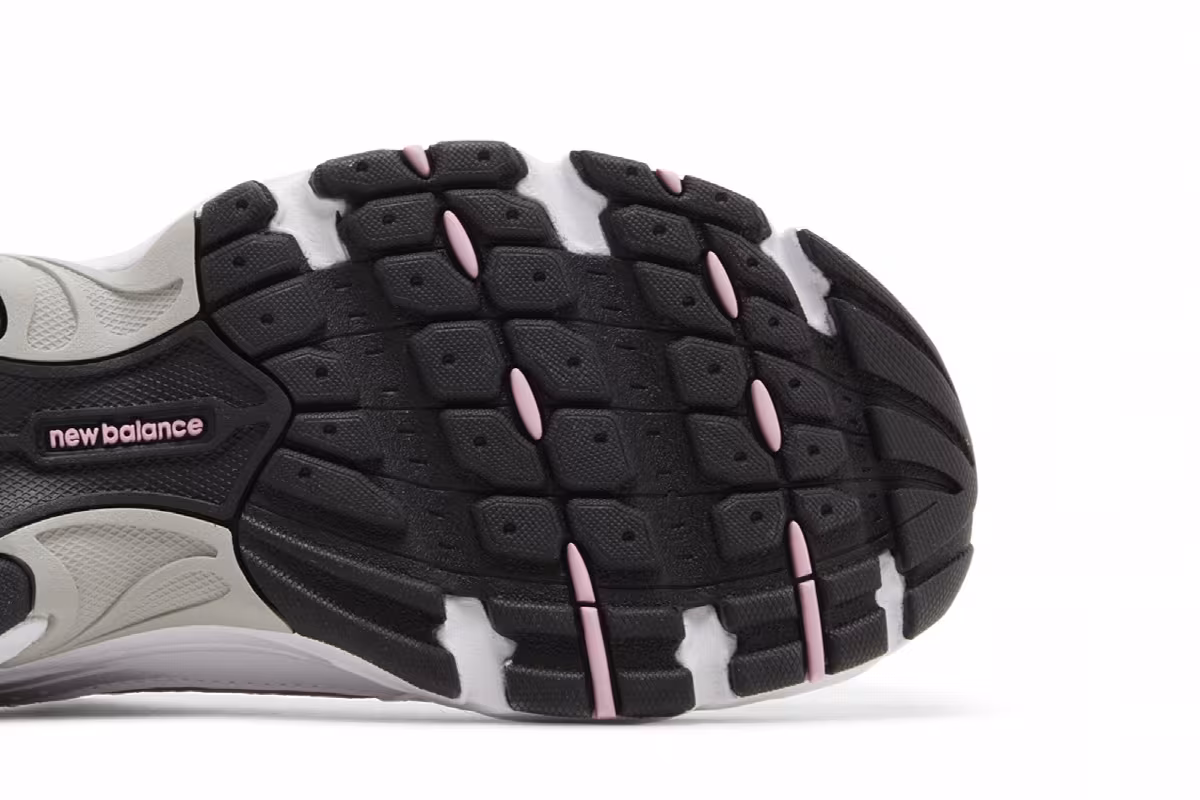 New Balance 530 Big Kid Pink Sugar, view 6