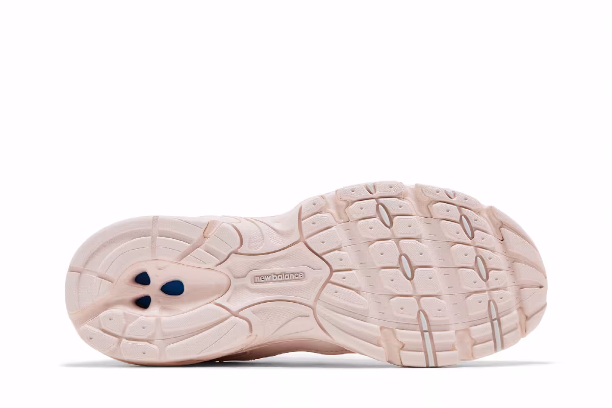 New Balance 530 Big Kid Washed Pink, view 5