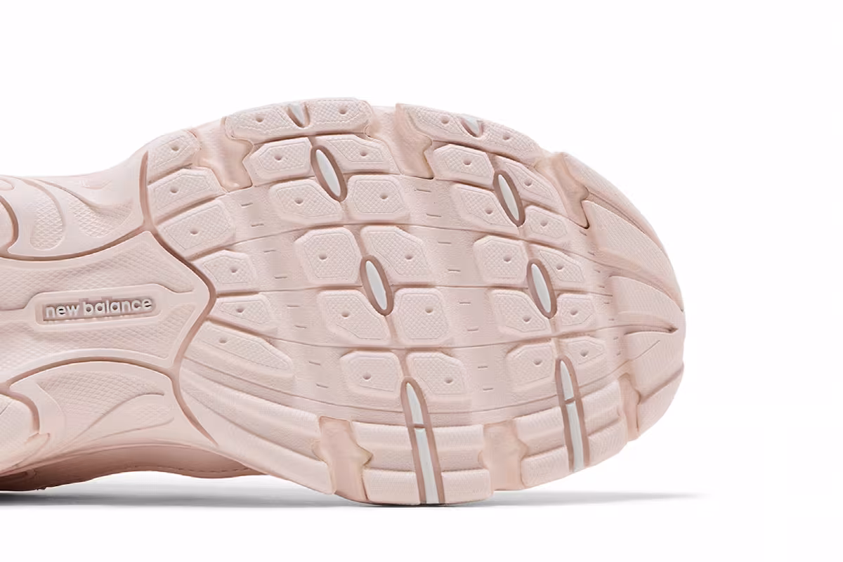 New Balance 530 Big Kid Washed Pink, view 6