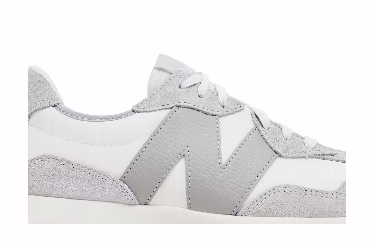 New Balance Women's 327 Raincloud Reflection, view 3