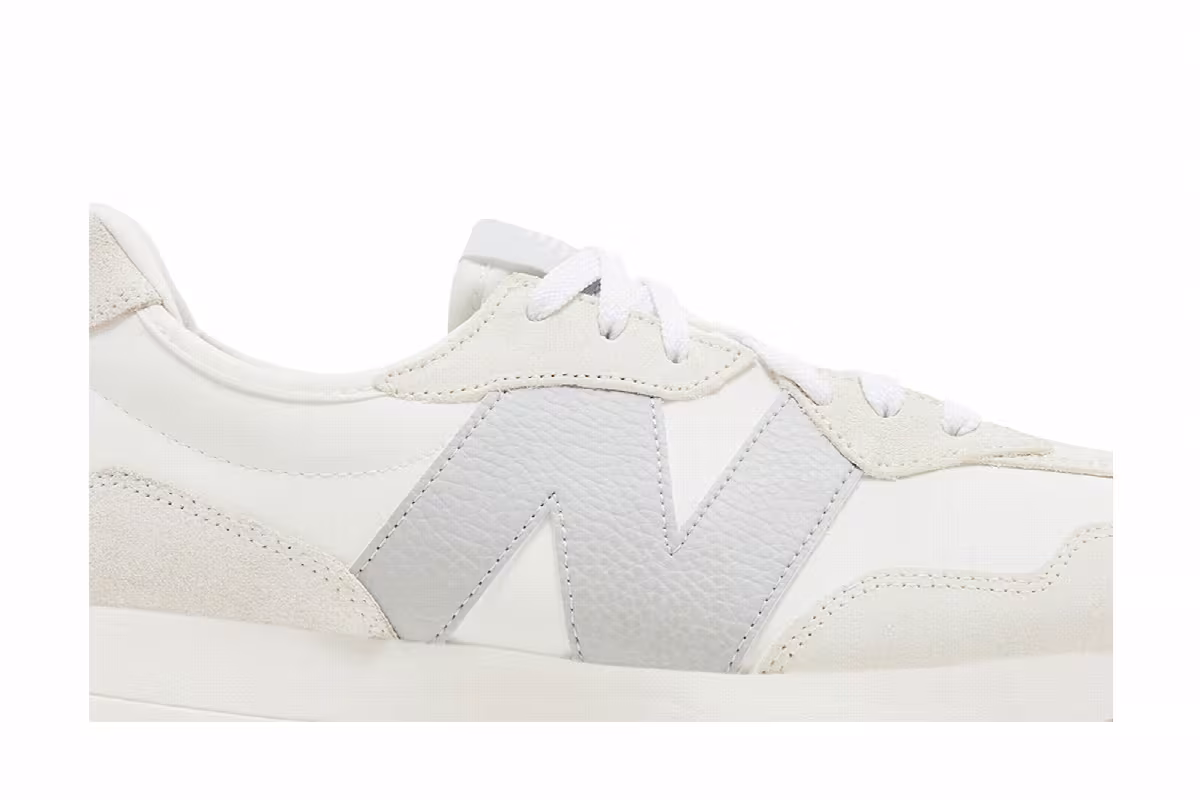 New Balance Women's 327 Sea Salt Brighton Grey, view 3