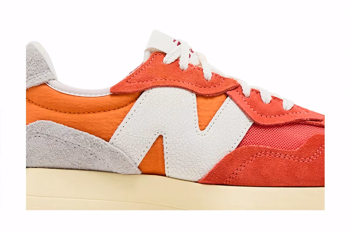 New Balance 327 Gulf Red Sun Glow, view 3