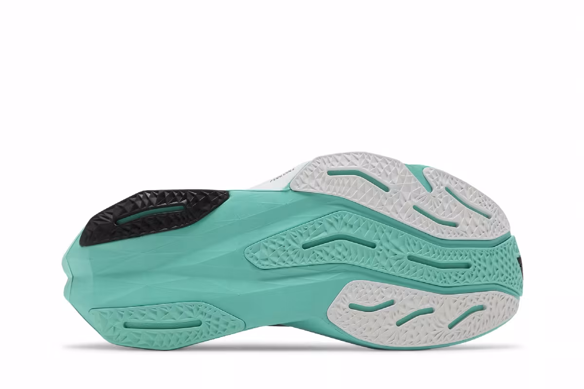 New Balance FuelCell Rebel v4 Cyber Jade, view 5