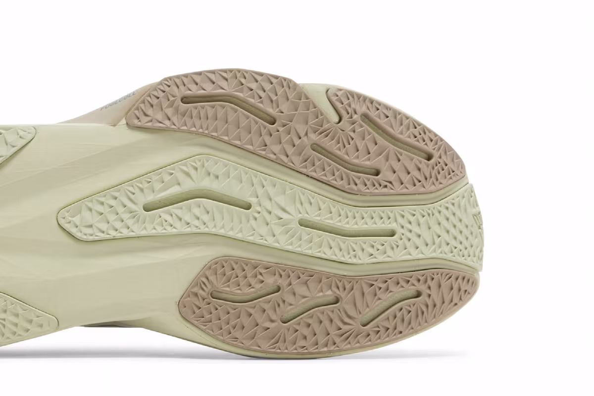 New Balance FuelCell Rebel v4 Linen Lichen Green, view 6