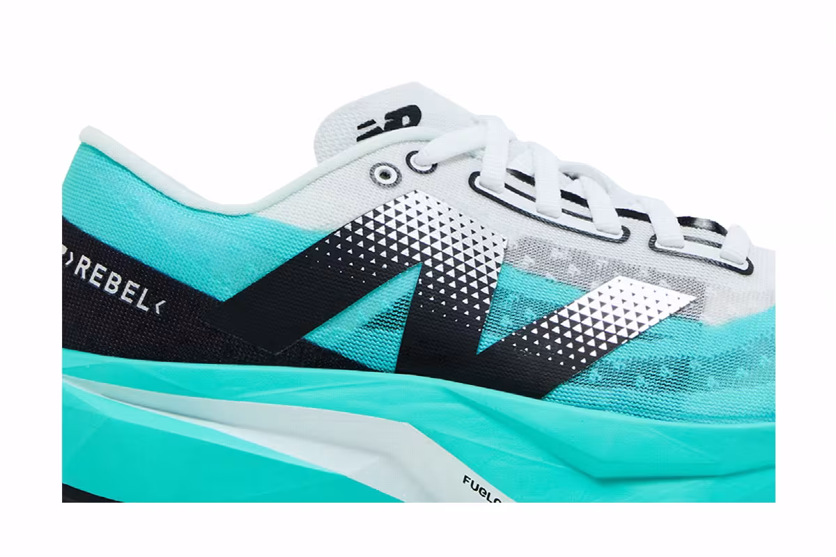 New Balance Women's FuelCell Rebel v4 Wide Cyber Jade, view 3