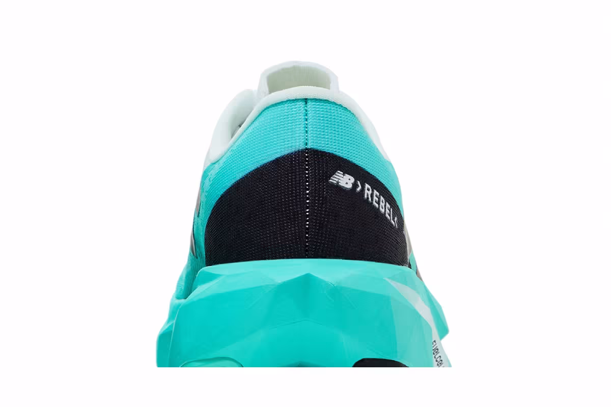 New Balance Women's FuelCell Rebel v4 Wide Cyber Jade, view 8