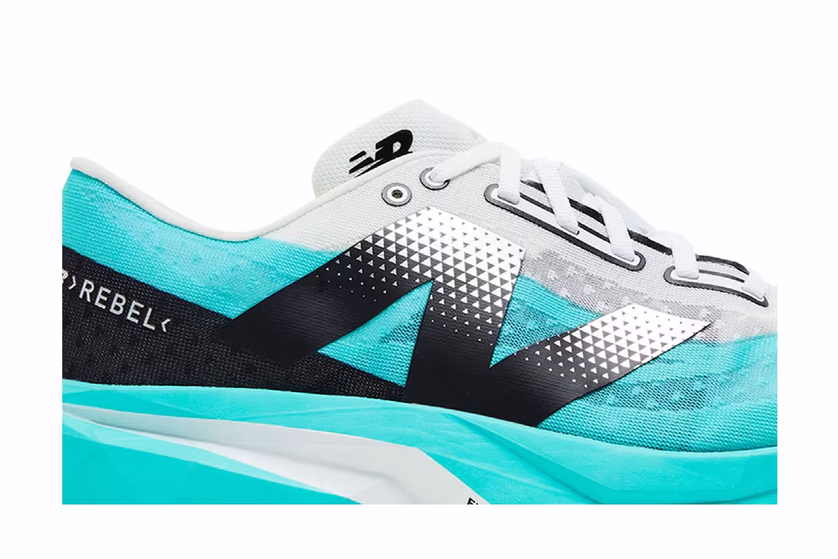 New Balance Women's FuelCell Rebel v4 Cyber Jade, view 3
