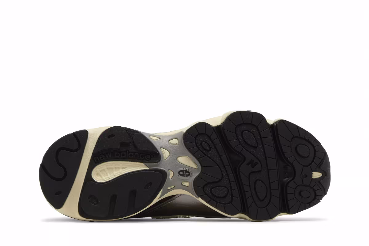 New Balance 1000 Silver Metallic, view 5