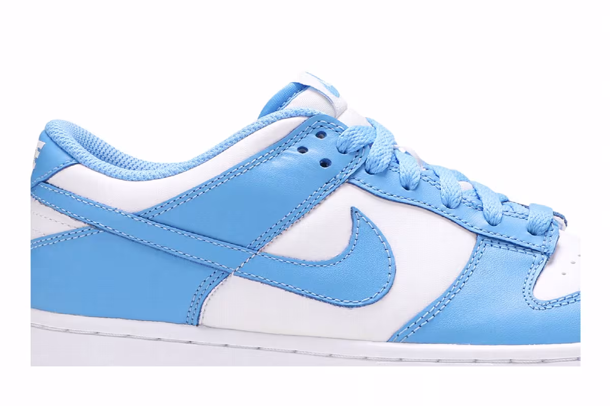Nike Dunk Low GS University Blue, view 2