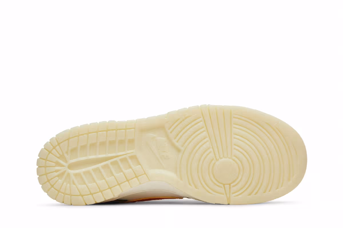 Nike Dunk Low Premium GS Halloween 2021, view 5