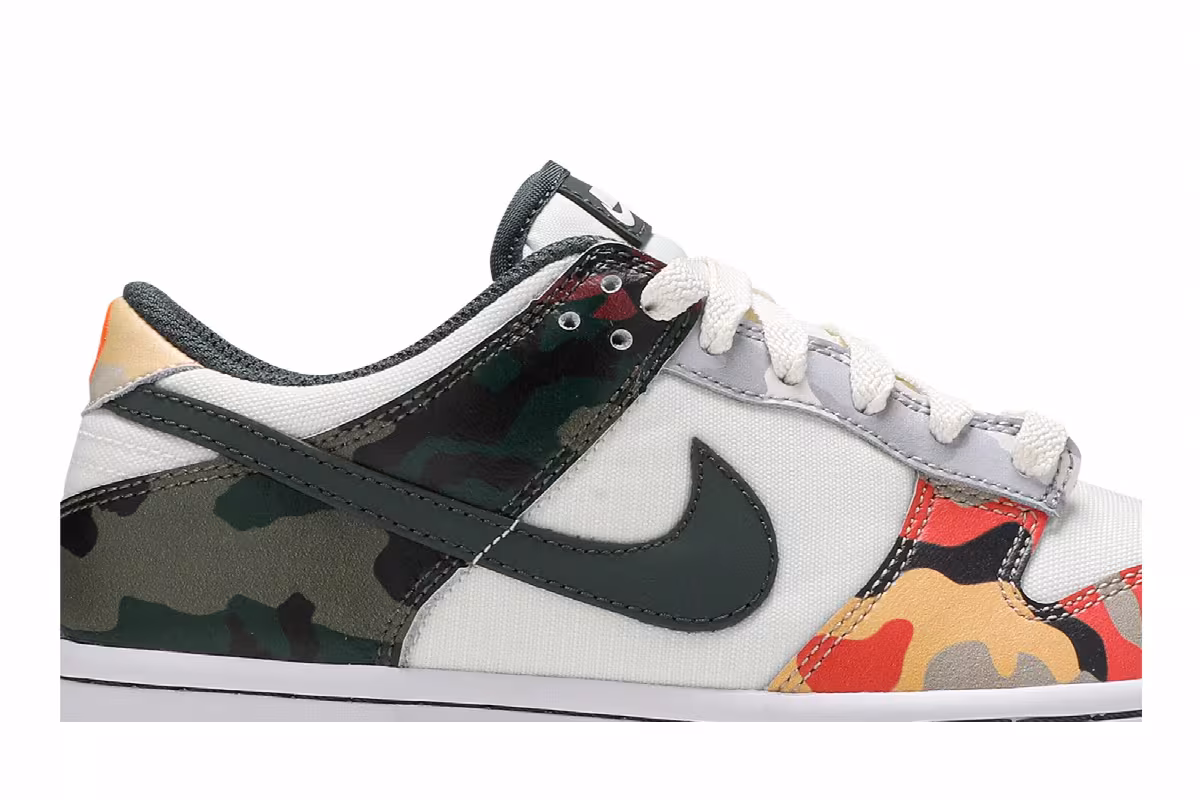 Nike Dunk Low SE GS Sail Multi-Camo, view 3