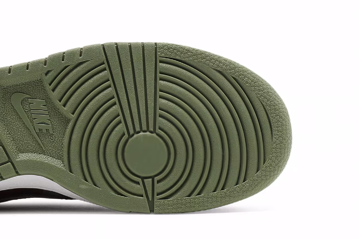 Nike Dunk Low SE GS Black Multi-Camo, view 6