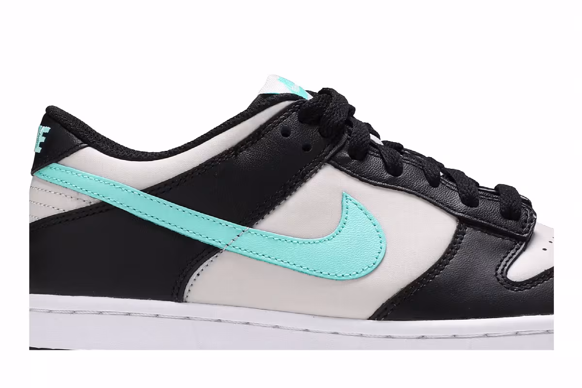 Nike Dunk Low GS Tiffany, view 3