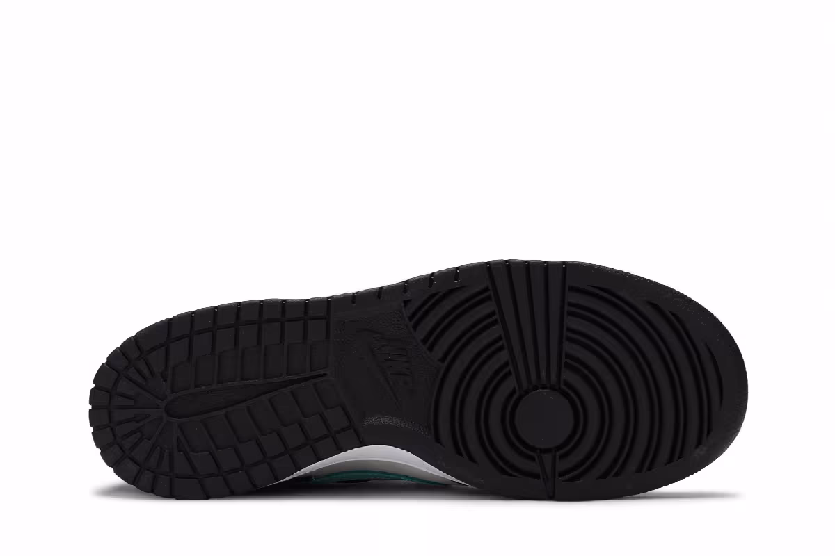 Nike Dunk Low GS Tiffany, view 5