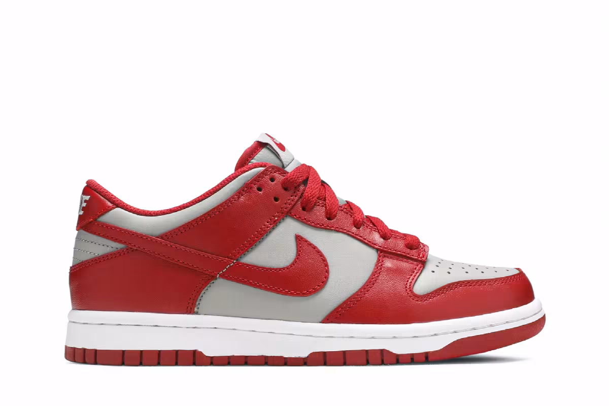 Nike Dunk Low GS UNLV, view 2