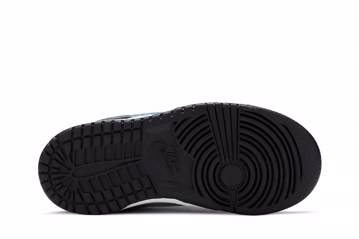 Nike Dunk Low TD Tiffany, view 5