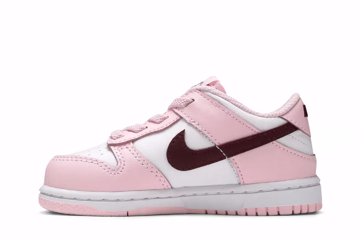 Nike Dunk Low TD Valentine's Day, view 4