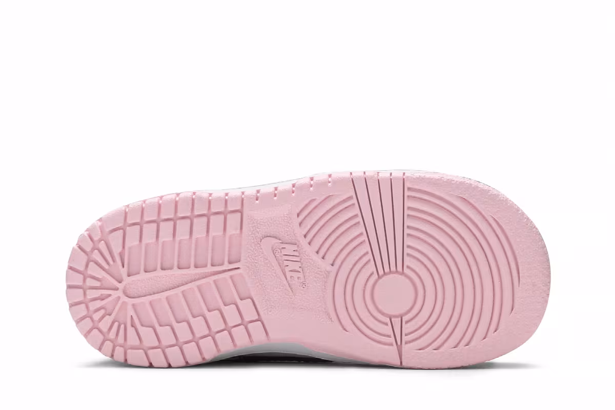 Nike Dunk Low TD Valentine's Day, view 5