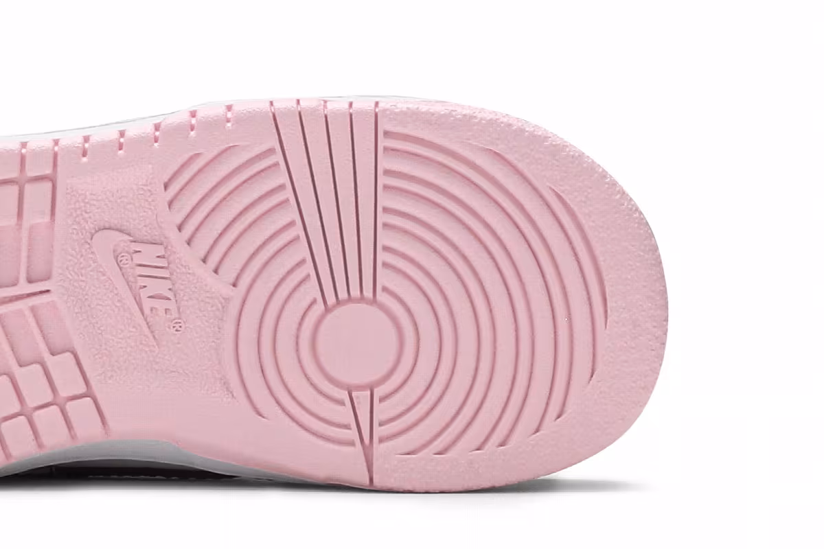 Nike Dunk Low TD Valentine's Day, view 6