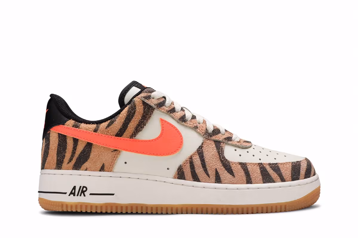 Nike Air Force 1 Low Premium Daktari Stripes, view 2
