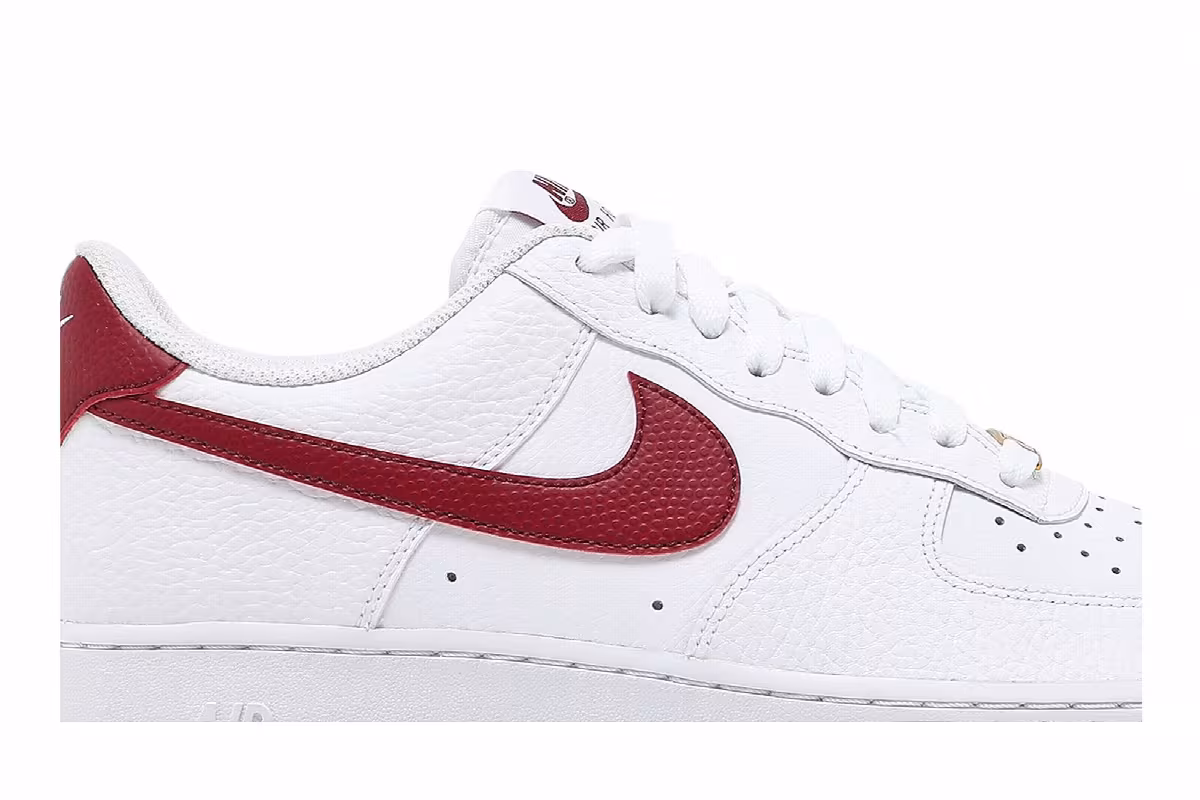 Nike Air Force 1 Low White Team Red, view 3