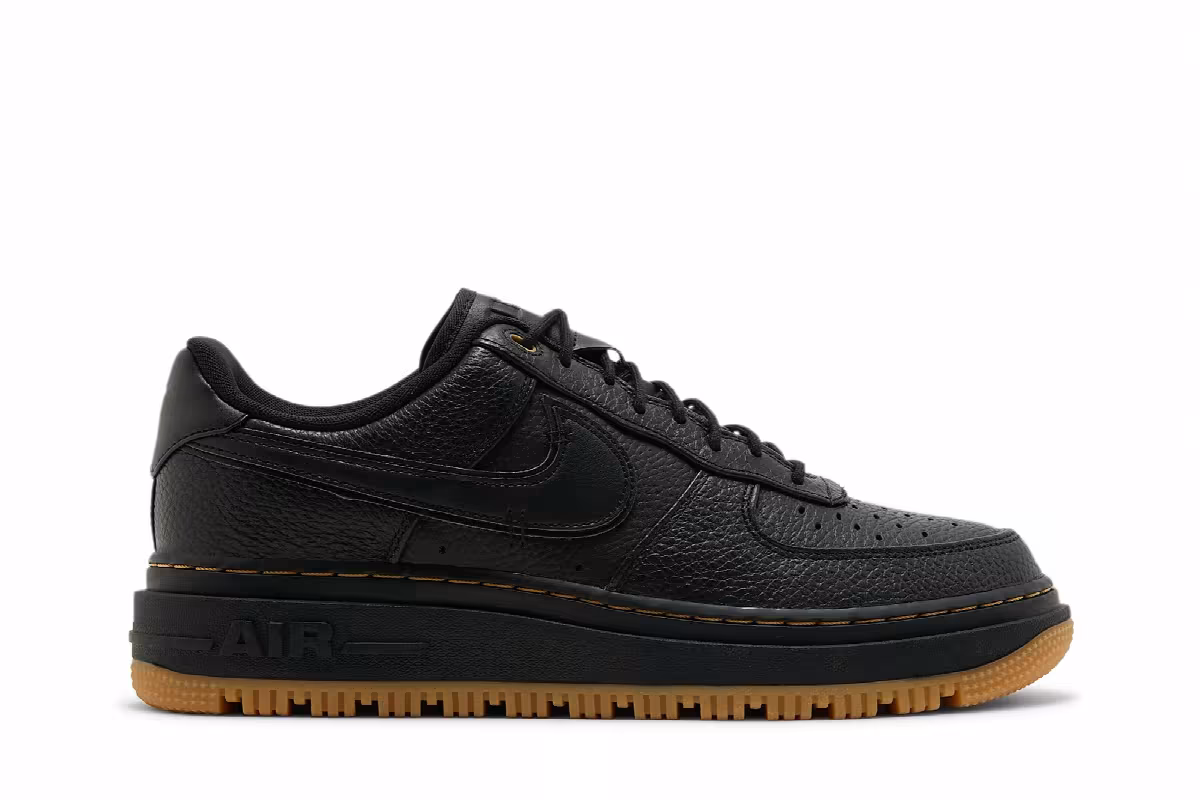 Nike Air Force 1 Luxe Black Gum, view 2
