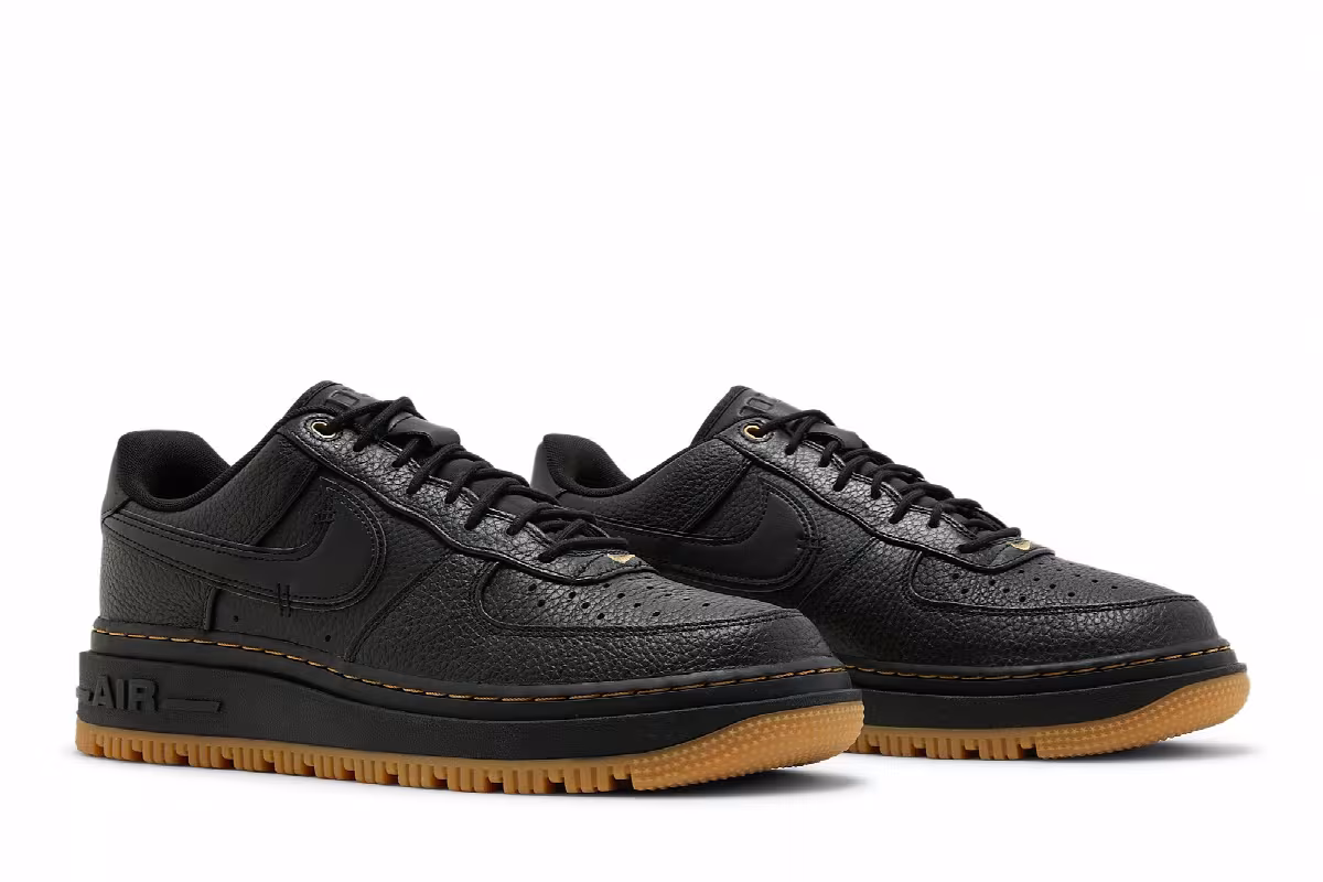 Nike Air Force 1 Luxe Black Gum, view 9