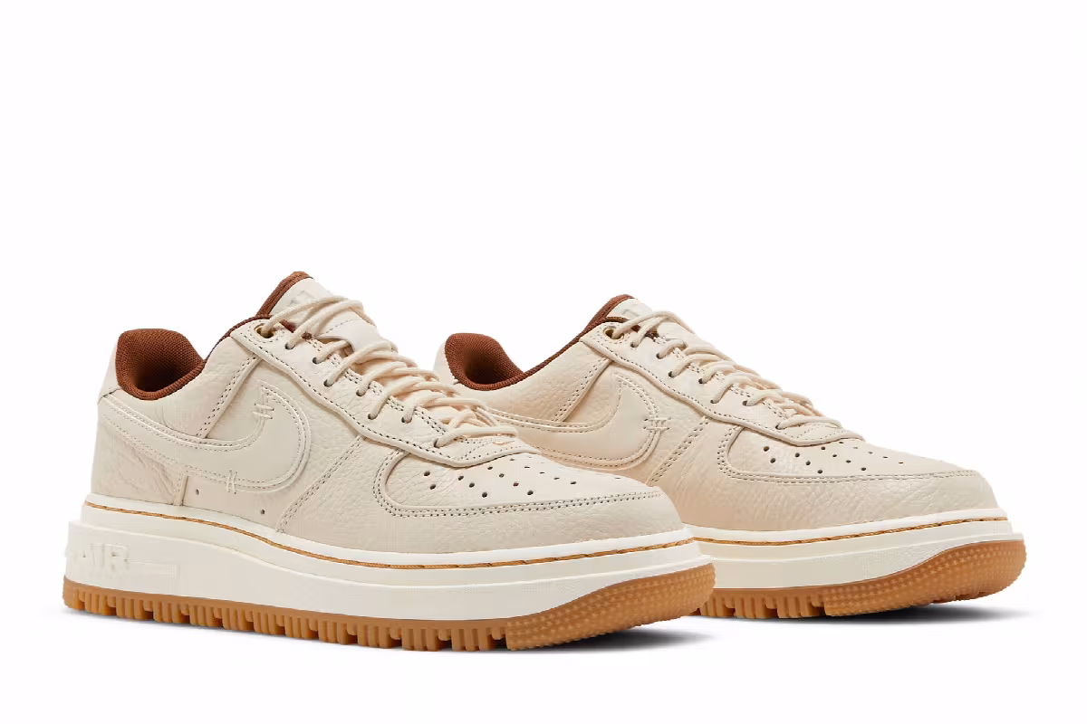 Nike Air Force 1 Luxe Pecan, view 9