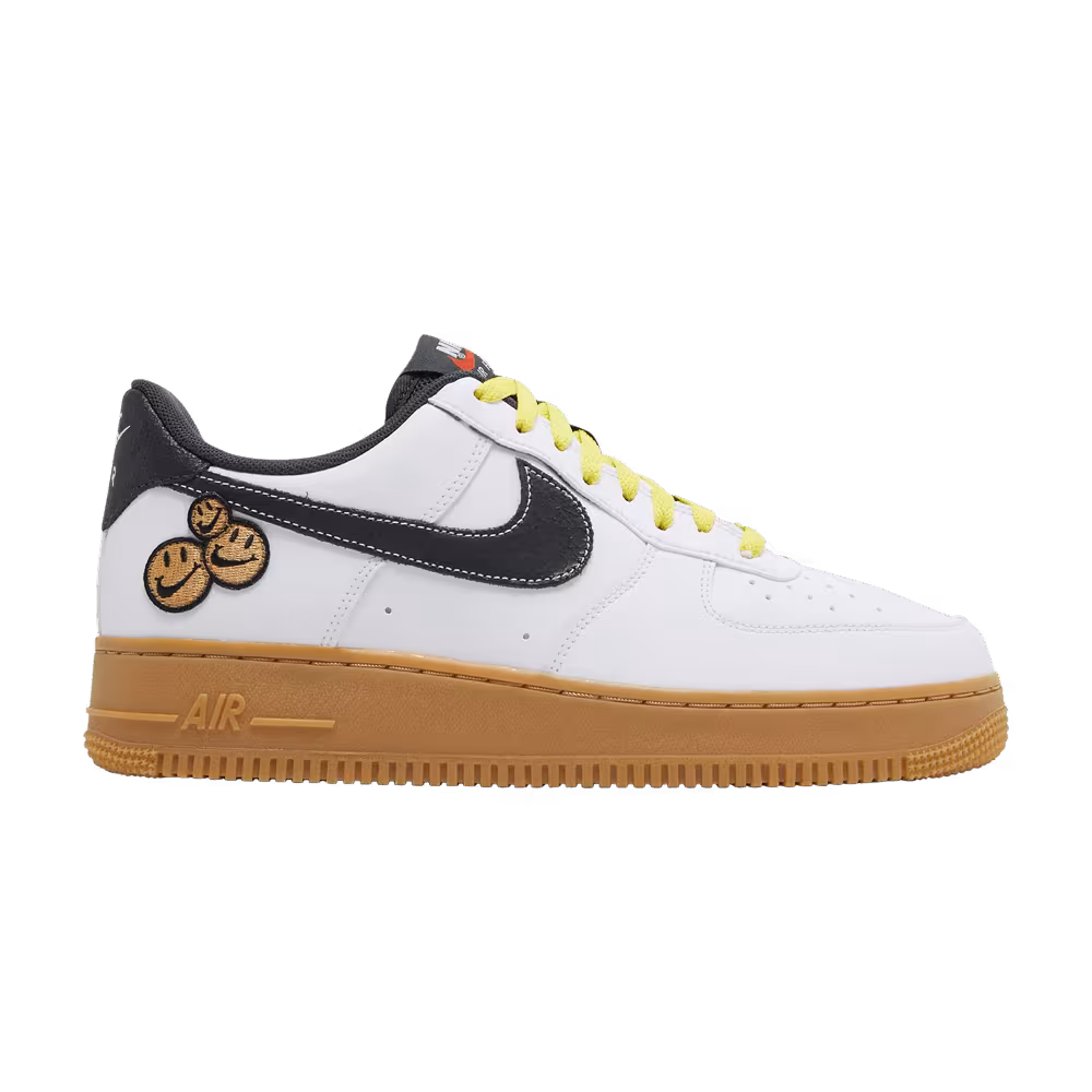 Nike Air Force 1 LV8 Go The Extra Smile