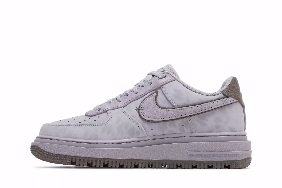 Nike Air Force 1 Luxe Provence Purple, view 4
