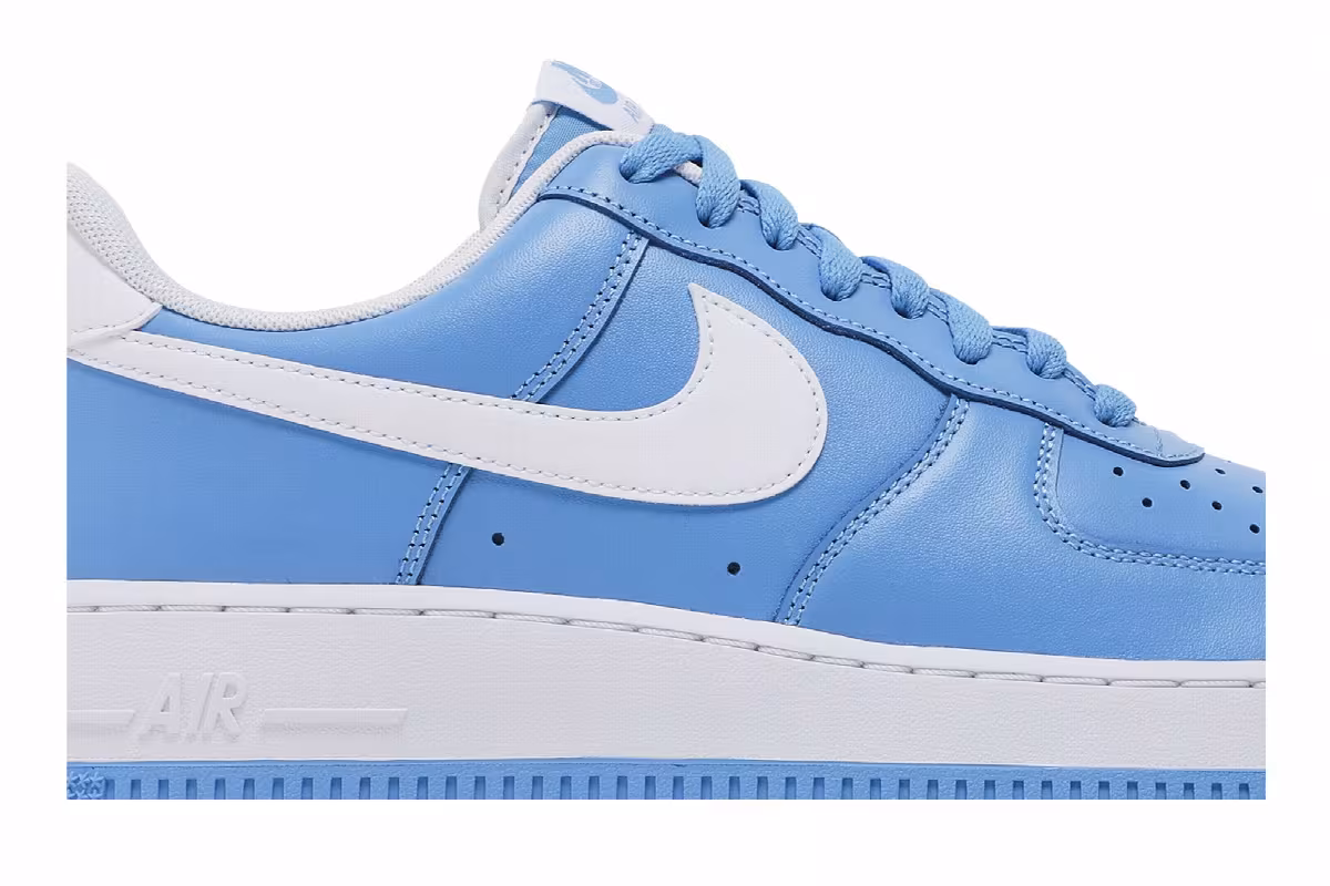 Nike Air Force 1 University Blue White, view 3