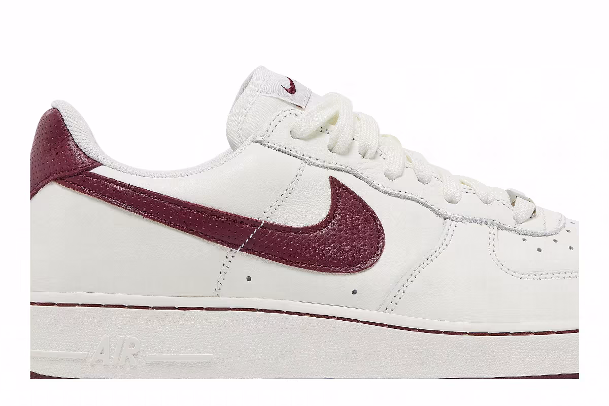 Nike Air Force 1 Dark Beefroot, view 3
