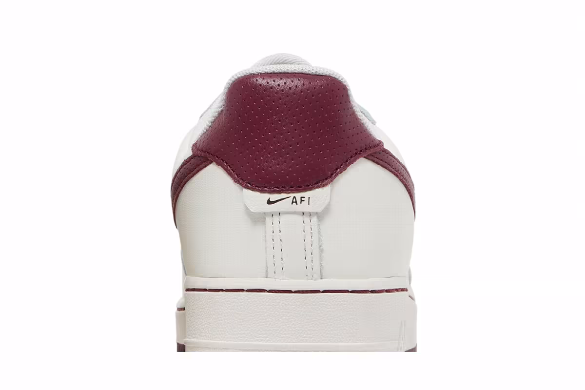 Nike Air Force 1 Dark Beefroot, view 8