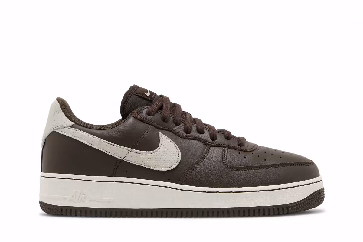 Nike Air Force 1 Dark Chocolate, view 2