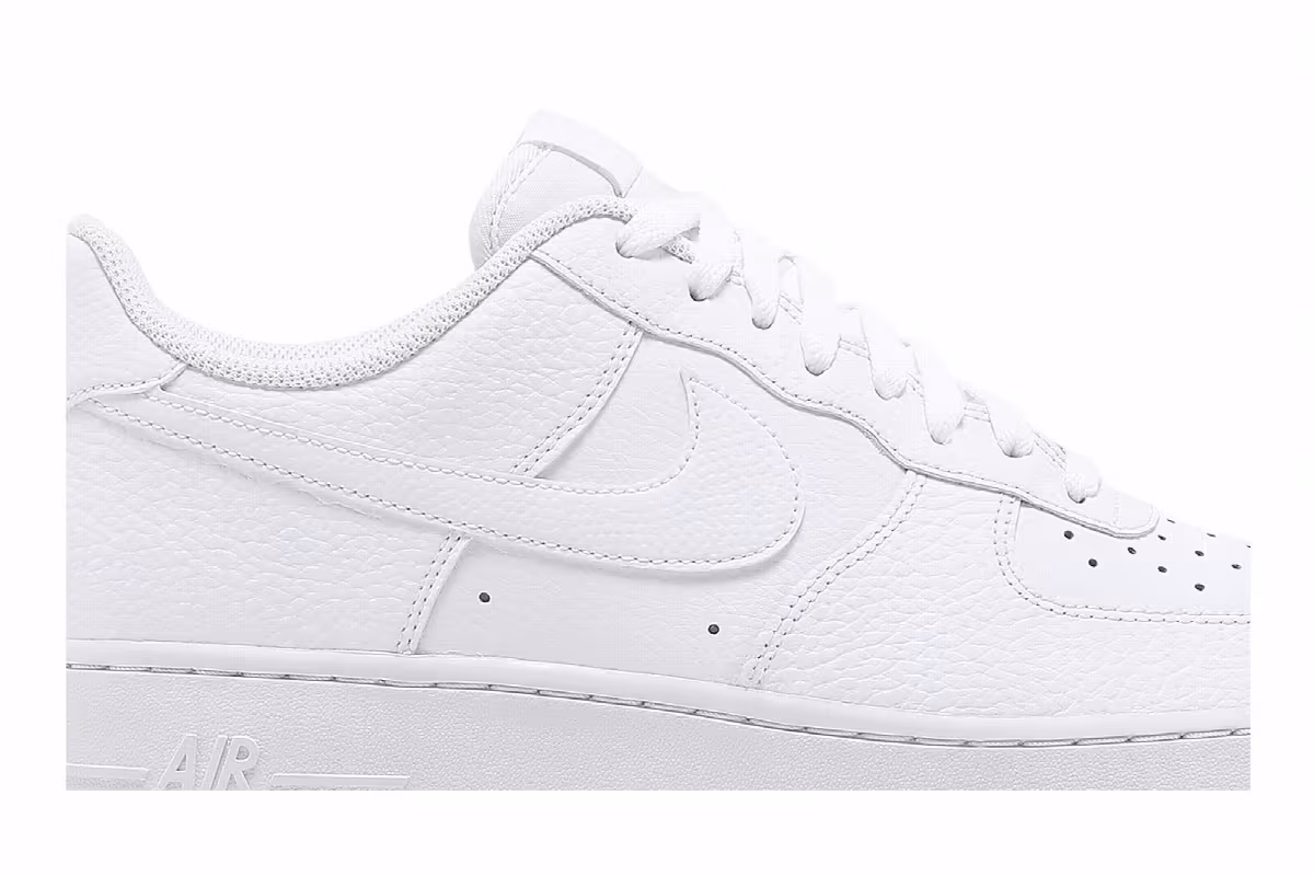Nike Air Force 1 Low White Metallic Gold, view 3